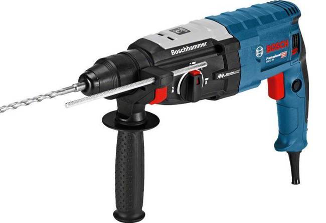 BOSCH MŁOTOWIERTARKA Z OPCJĄ KUCIA 880W 3,2J GBH 2-28